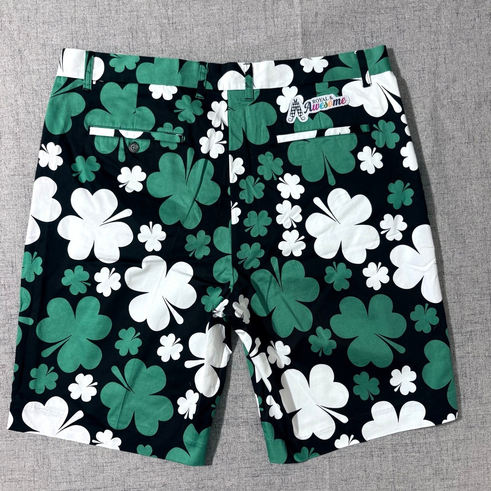 Royal & Awesome Paddy Par! Shamrock Golf Shorts Men 40 Green White - Picture 2 of 7